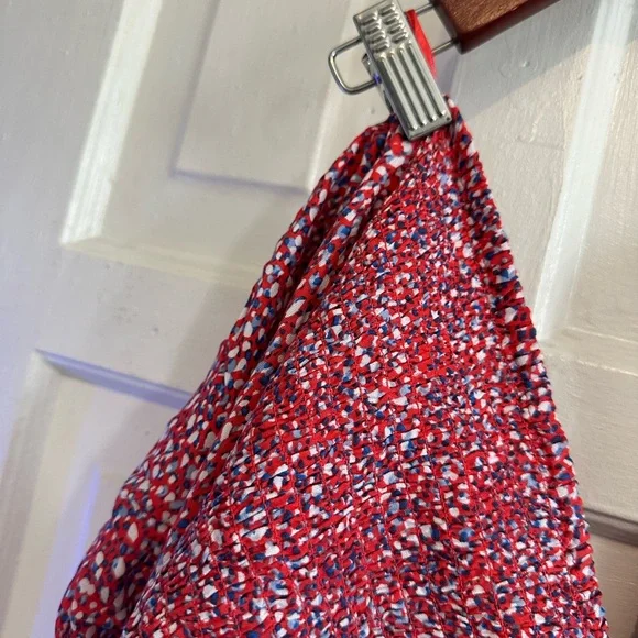 Tops - Picture 12 of 15